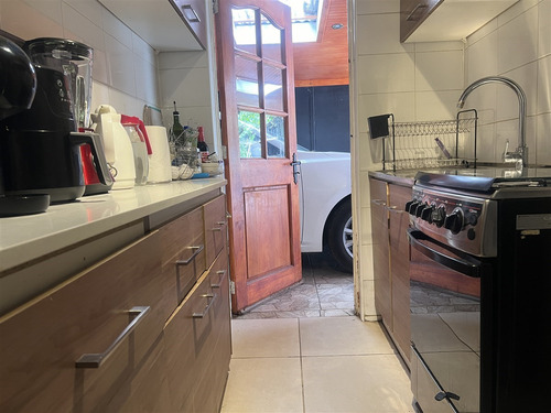Casa En Venta De 3 Dorm. En La Florida