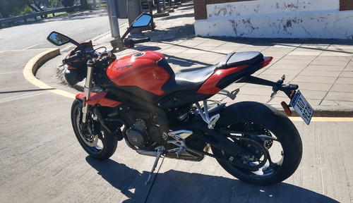 Triumph Street Triple 765