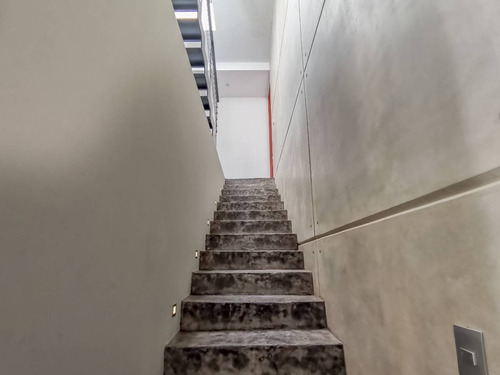 Imagen 12 de 30 de Casa En Venta. 3 Pisos 2 Recamaras. Residencial Arbolada, Cancún, Q.roo