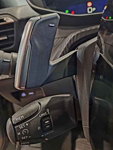 Peugeot 2008 1.0T Gt