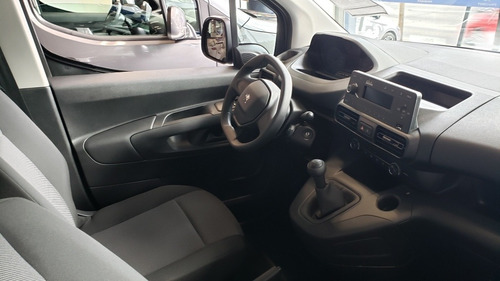 Imagen 9 de 14 de Peugeot Rifter Active 5 Pas 1.6 Hdi 2022 Nuevo