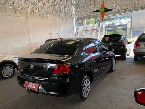 Volkswagen Voyage 2010 1.0 Vht Trend Total Flex 4p
