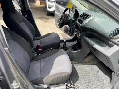Imagen 14 de 18 de Suzuki Celerio 2015 1.0 Ga 5p