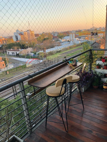 Departamento Con Balcón Y Cochera En Venta En Haedo