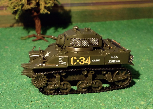 Tanque Exército Americano M5a1 Stuart  Carol  - 1/72 - Novo