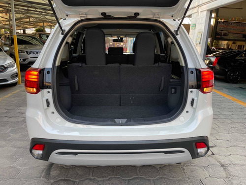 Mitsubishi Outlander 2.4 Se Plus Cvt 2019