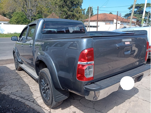 Toyota Hilux 3.0 Cd Srv Cuero 171cv 4x4