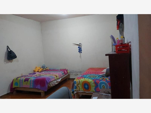 Imagen 6 de 12 de Casa Sola En Venta 10 De Abril