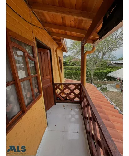 Zona Verde Y Espacio Para En Futuro Construir Pisc...(mls#248454)