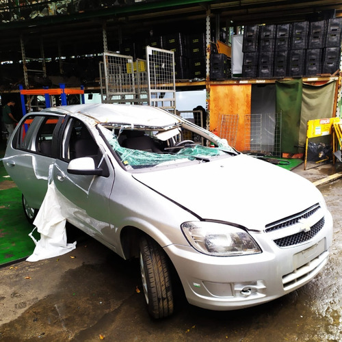 Imagem 8 de 10 de Sucata Chevrolet Celta 1.0 Lt Power Flex