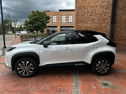Toyota Yaris Cross 1.5 Hev Xls
