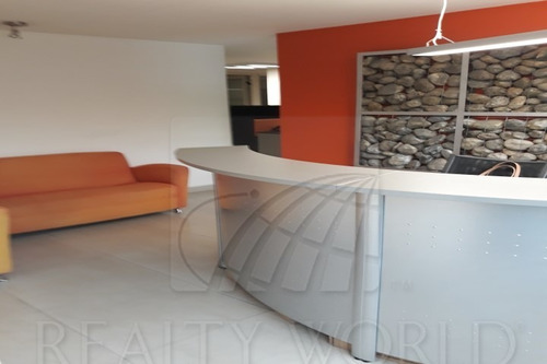 Imagen 2 de 10 de Oficinas En Renta Del Valle