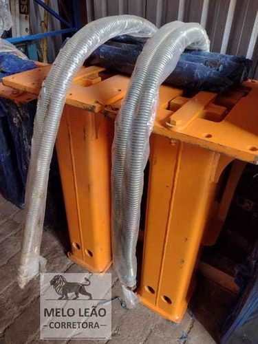 Imagem 1 de 4 de Rompedor Hidráulico Marca Danda Modelo D&a 8v 2021