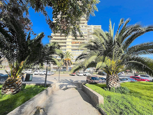 Amplio Depto En Venta 3d/2b/1e/1b T. Apoquindo, Las Condes