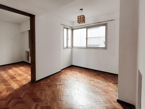 Imagen 7 de 16 de Venta Departamento 1 Dormitorios En Paseo Del Siglo. Amplio Opción Comodín