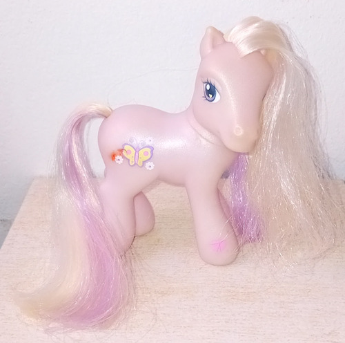 Figura My Little Pony Fluttershy Hasbro 2002 (Usado)