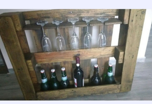 Repisa Para Botellas Y Copas En Pallets