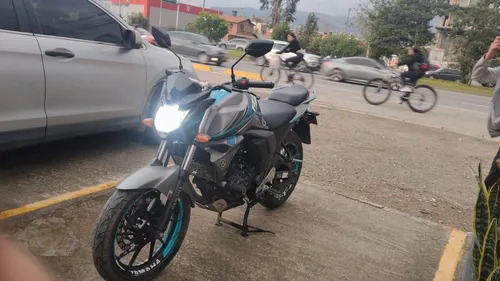 Motocicleta Yamaha Fz150 2023