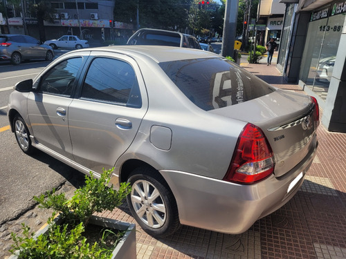 Toyota Etios 1.5 Sedan Xls