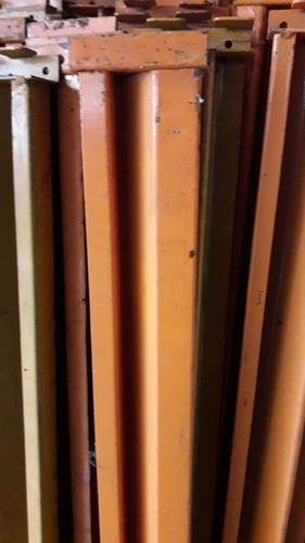 Travesaño Andamio Porta Pallet 9cm X 3cm X 127cm (Usado)