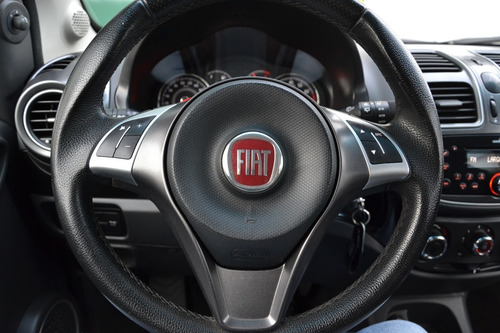 Imagen 9 de 25 de Fiat Palio 2017 1.4 Nuevo Attractive Pack Top 85cv