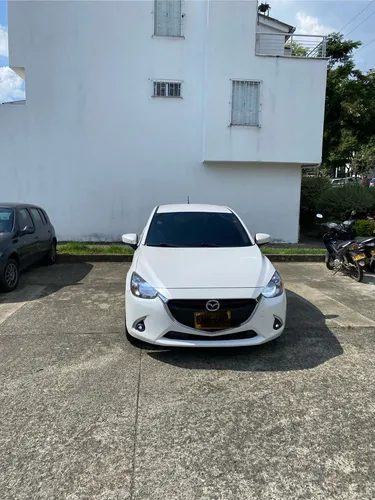 Mazda 2 Turíng Automático