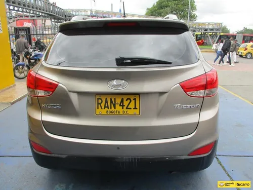 Hyundai Tucson Ix35 Gl 4x2 2000cc Mt Aa