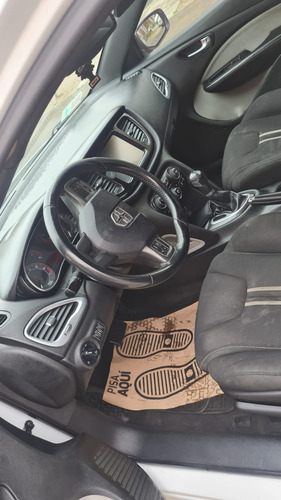 Dodge Dart Sxt 2.0