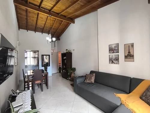 Apartamento Barrio Los Colores 80 Mts