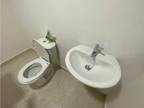 Local En Venta De 360 Metros, Barrio La Fraguita