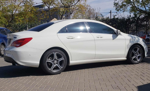 Mercedes-benz Clase Cla 1.6 Cla200 Coupe Urban 156cv Mt 2014