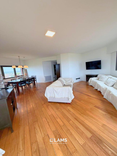Alquiler 12 Meses - Piso Exclusivo 4 Ambientes C/ Cochera