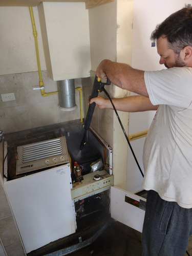 Service Y Reparación De Calderas. Baxi, Peisa, Caldaia, Jit