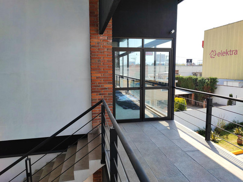 Local En Renta En Plaza Comercial En Metepec