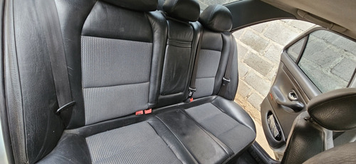 Imagen 12 de 16 de Peugoet 406 Hdi Xs Premium