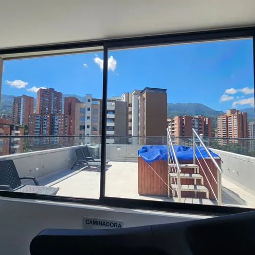 Unidad Ubicada En El Sector Del Esmeraldal Envigado 80 Mts Cod.290525-01