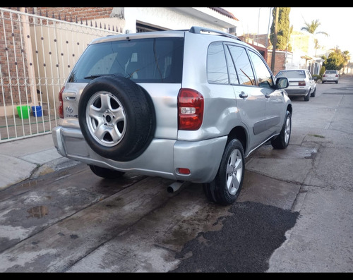 Bonita Y Conservada Rav 4 2004 4 Cilindros ,todo Le Trabaja