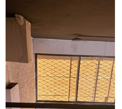 Local Comercial En Excelente Ubicación, Con Alta Seguridad