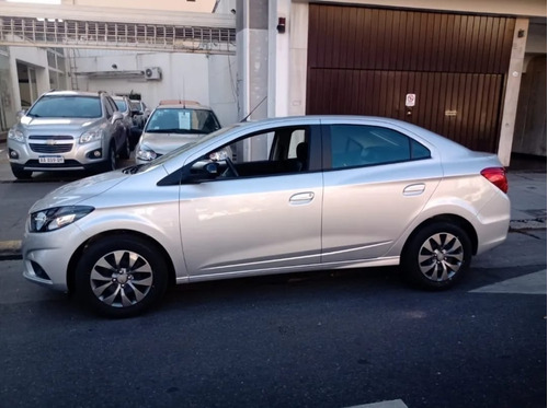 Imagen 7 de 25 de Chevrolet Onix Plus Joy Black 1.4 2023 0km 2022 Prisma Gall6