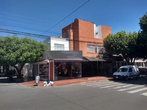 Venta Casa-local Lleras Restrepo (af-10331).