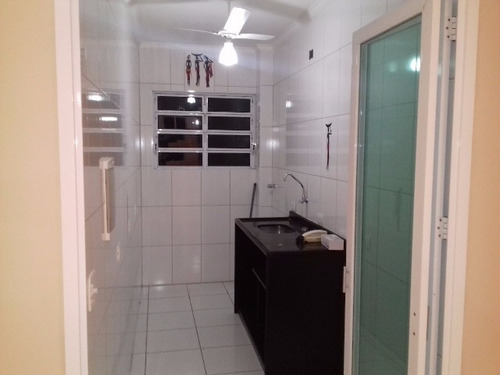 Imagem 10 de 14 de Apartamento No Litoral Com 3 Dormitórios Em Itanhaém Ap002