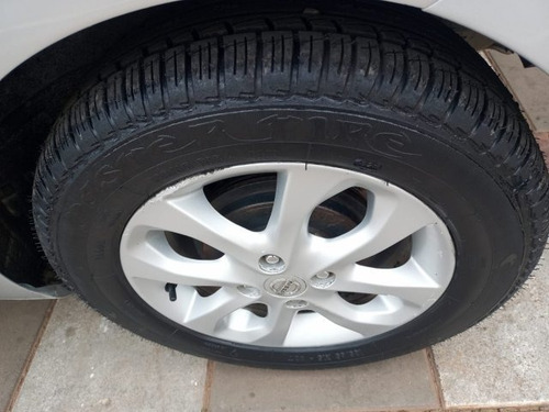 Imagem 13 de 13 de March 1.6 Sv 16v Flex 4p Manual