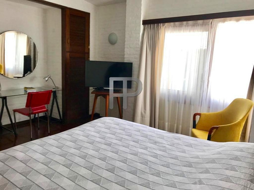 Imagen 10 de 12 de Casa En Venta Punta Del Este 6 Dormitorios, 650 M2 Terreno