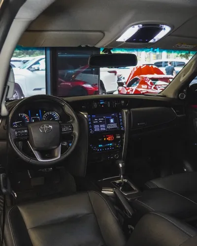 Toyota Fortuner Srv 2022