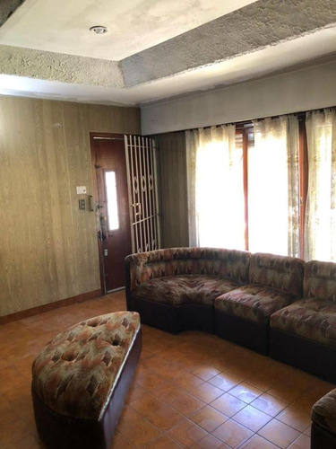 Alquiler Chalet 3 Dormitorios Banfield Con Cochera