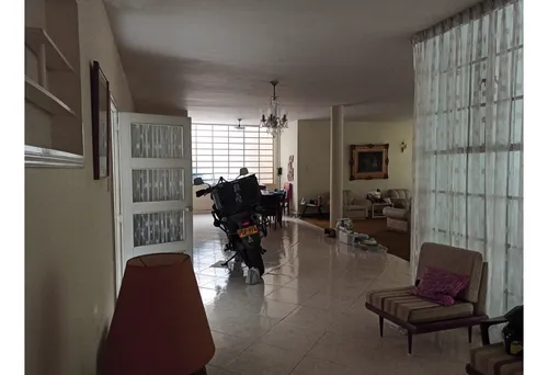 Casa En Venta Laureles