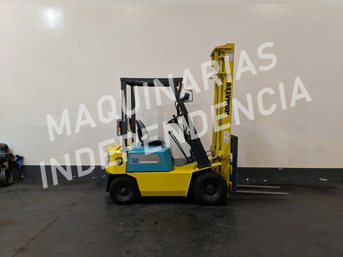 Autoelevador Komatsu 1200 Kg 4 Mts Nafta