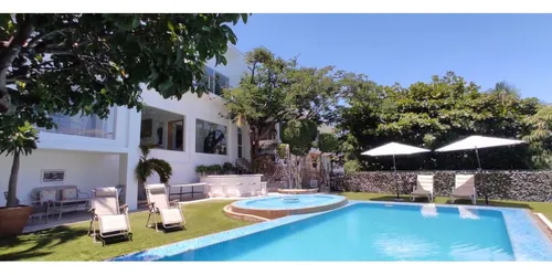Residencia En Venta A Orilla Del Lago Yutti
