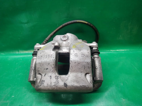 Caliper Frontal Derecho Mercedes Benz Mod 2014 Clase E W212