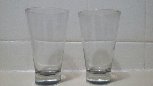 Vasos De Vidrio Transparente X 2 En Muy Buen Estado